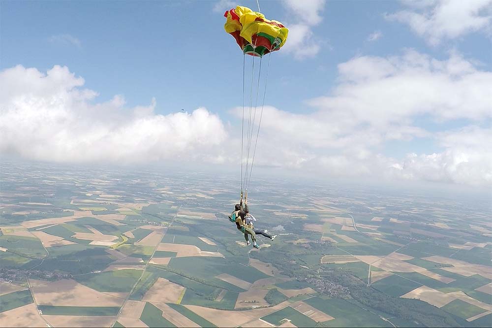 Saut en tandem - L'ouverture du parachute